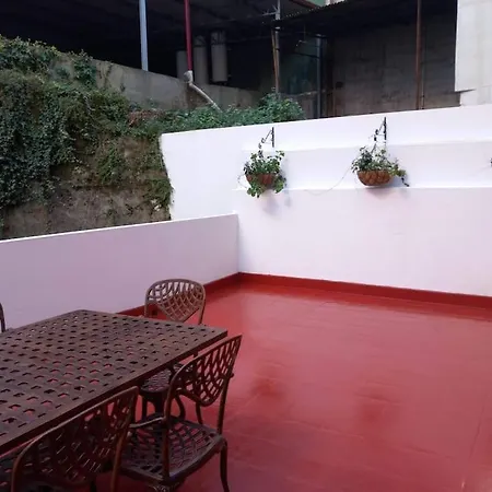 Estas En Tu Casa, Bienvenid@!